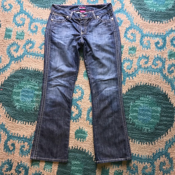 Wrangler Denim - Wrangler Pink Premium Patch low rise jeans